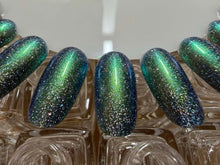 Load image into Gallery viewer, Howl: Spring Small Batch
